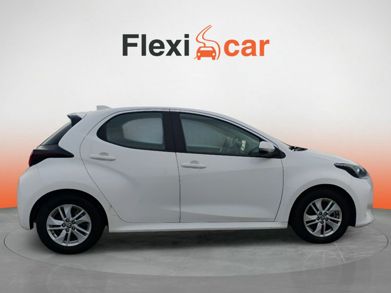 toyota yaris 2022 / foto grande (2)