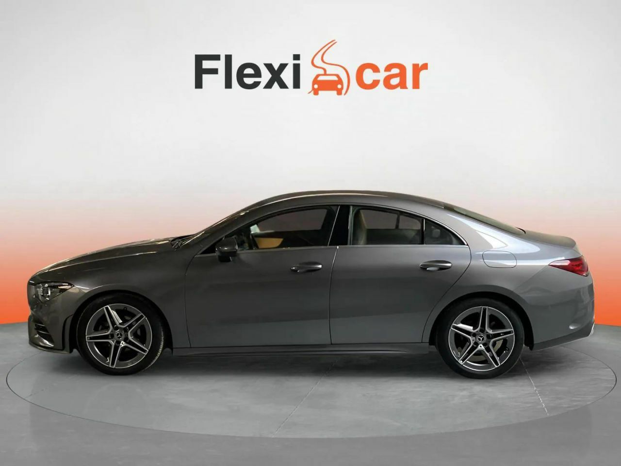 mercedes cla 2023 / foto grande (3)