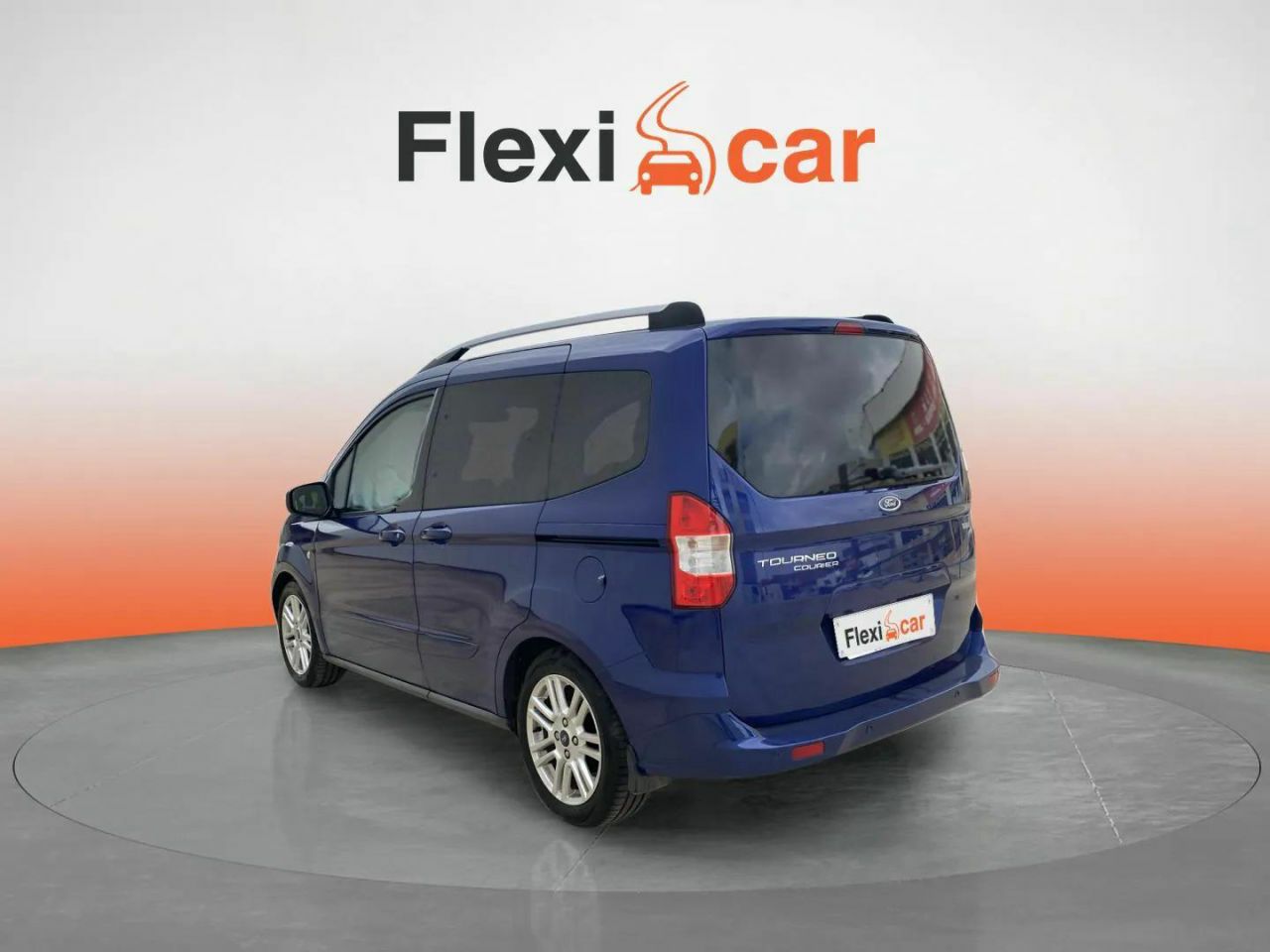 ford tourneo courier 2018 / foto grande (3)