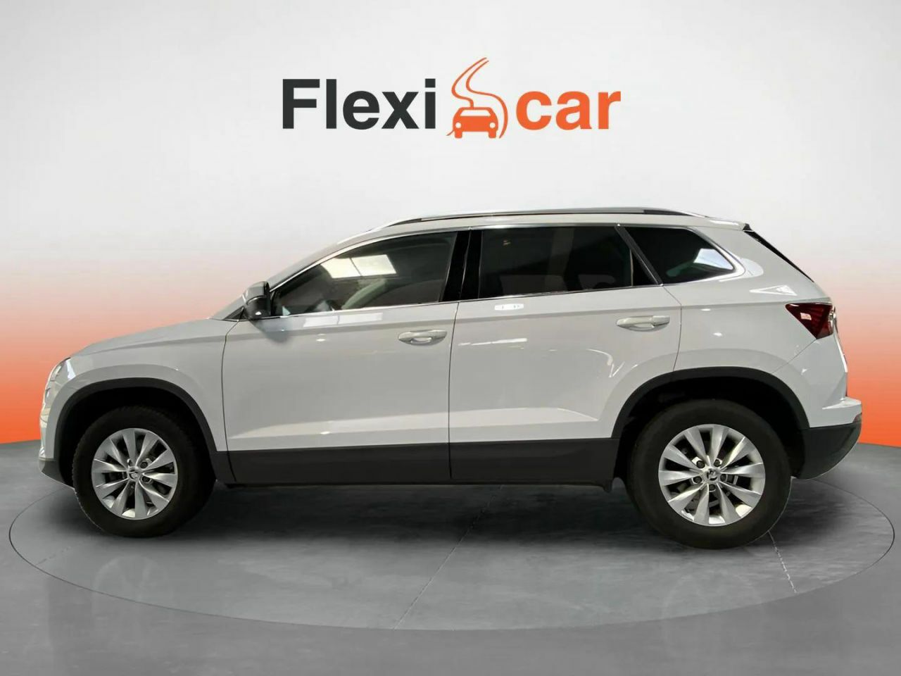 skoda karoq 2023 / foto grande (3)