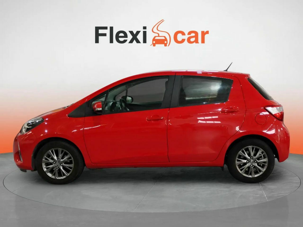 toyota yaris 2019 / foto grande (3)