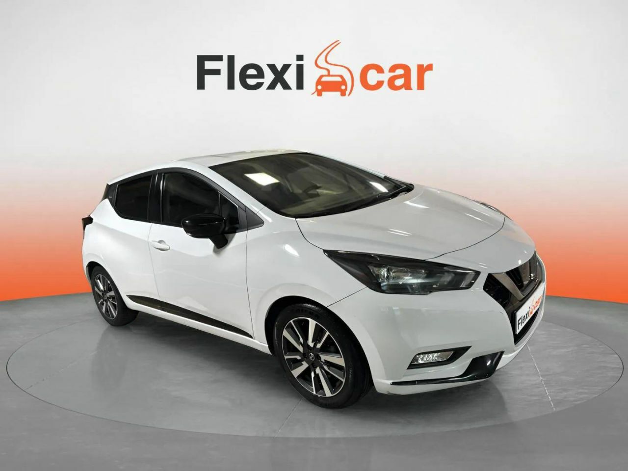 Nissan qashqai blanco 5 plazas  de segunda mano - nissan micra 2021 /