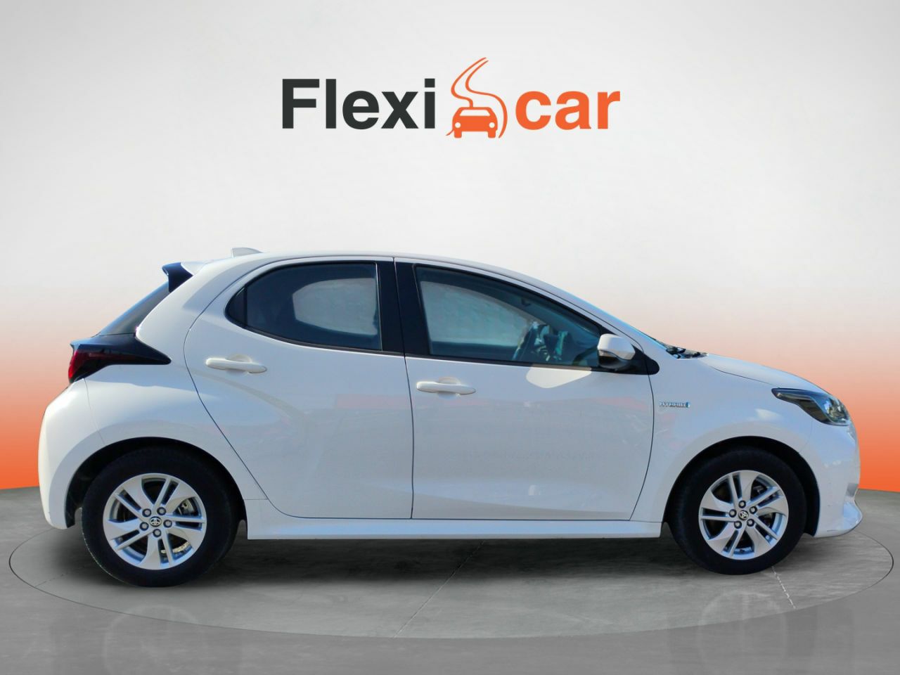 toyota yaris 2020 / foto grande (2)