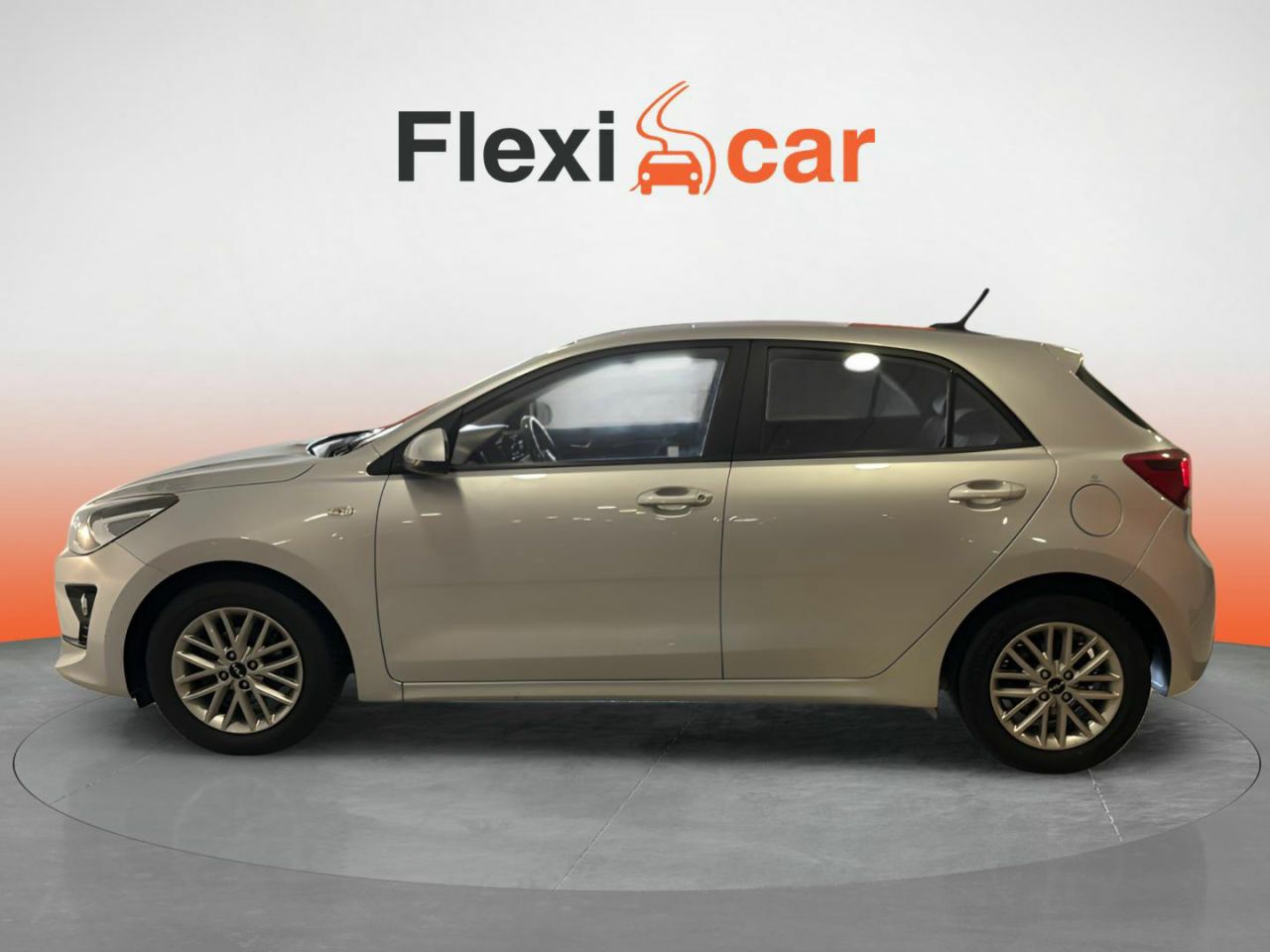 kia rio 2022 / foto grande (3)