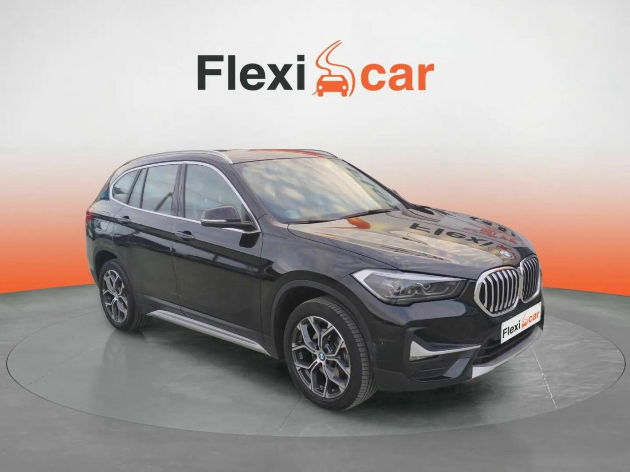 Outlander 2020 negro  de segunda mano - bmw x1 2020 /