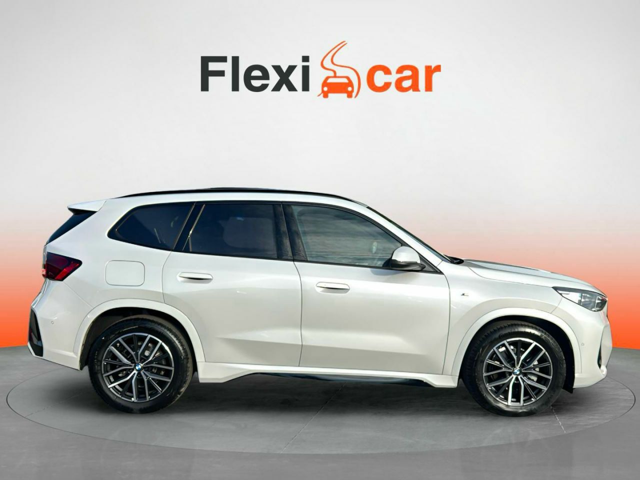 bmw x1 2024 / foto grande (3)