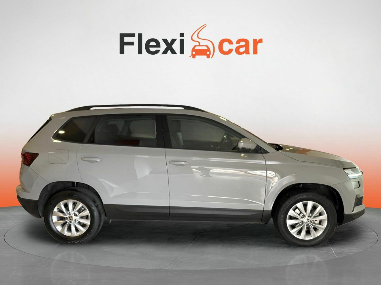 skoda karoq 2023 / foto grande (3)