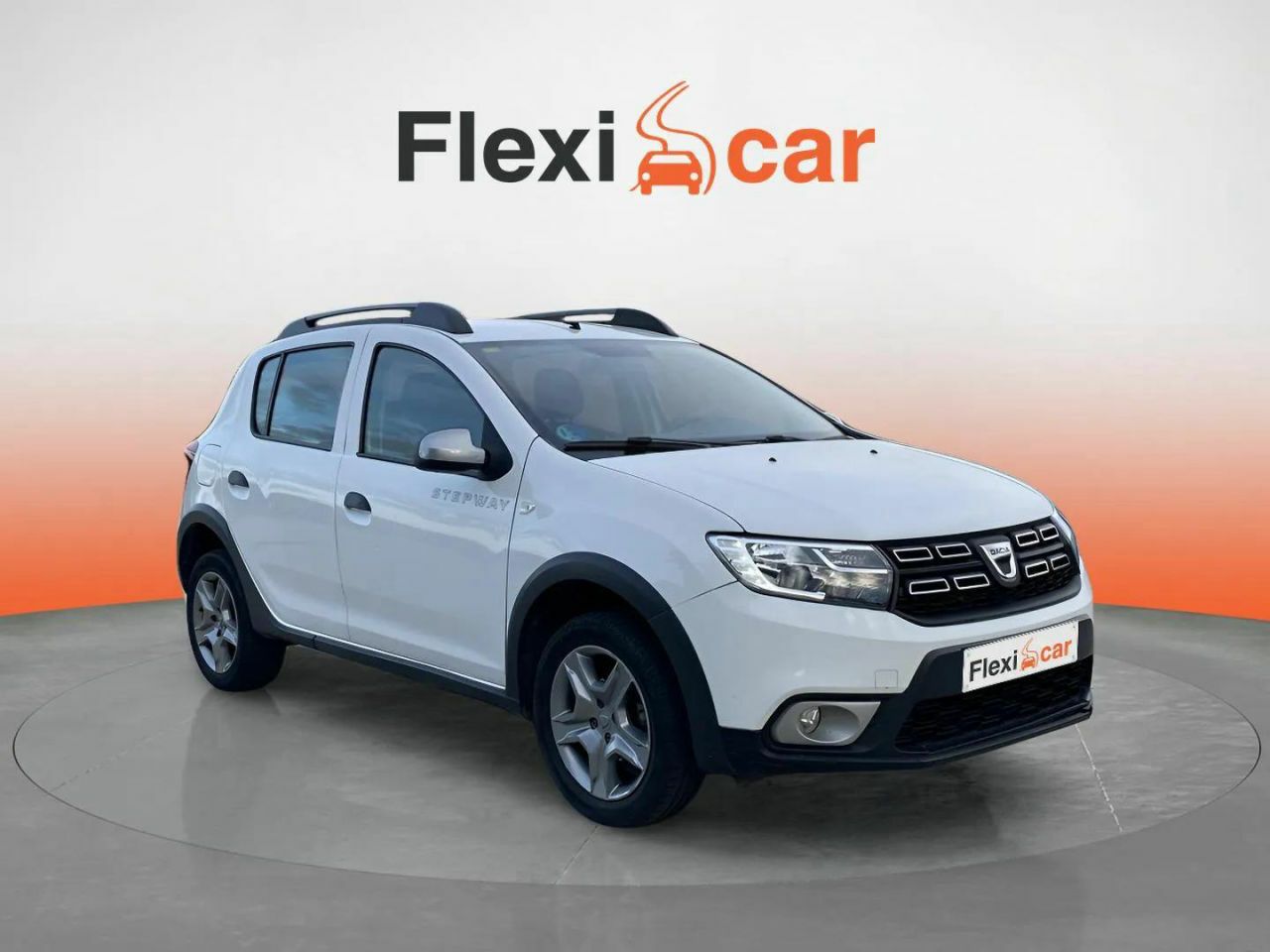 Dacia spring 5 puertas  de segunda mano - dacia sandero 2018 /