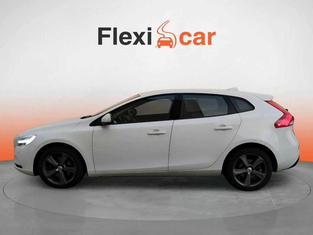 volvo v40 2019 / foto grande (2)