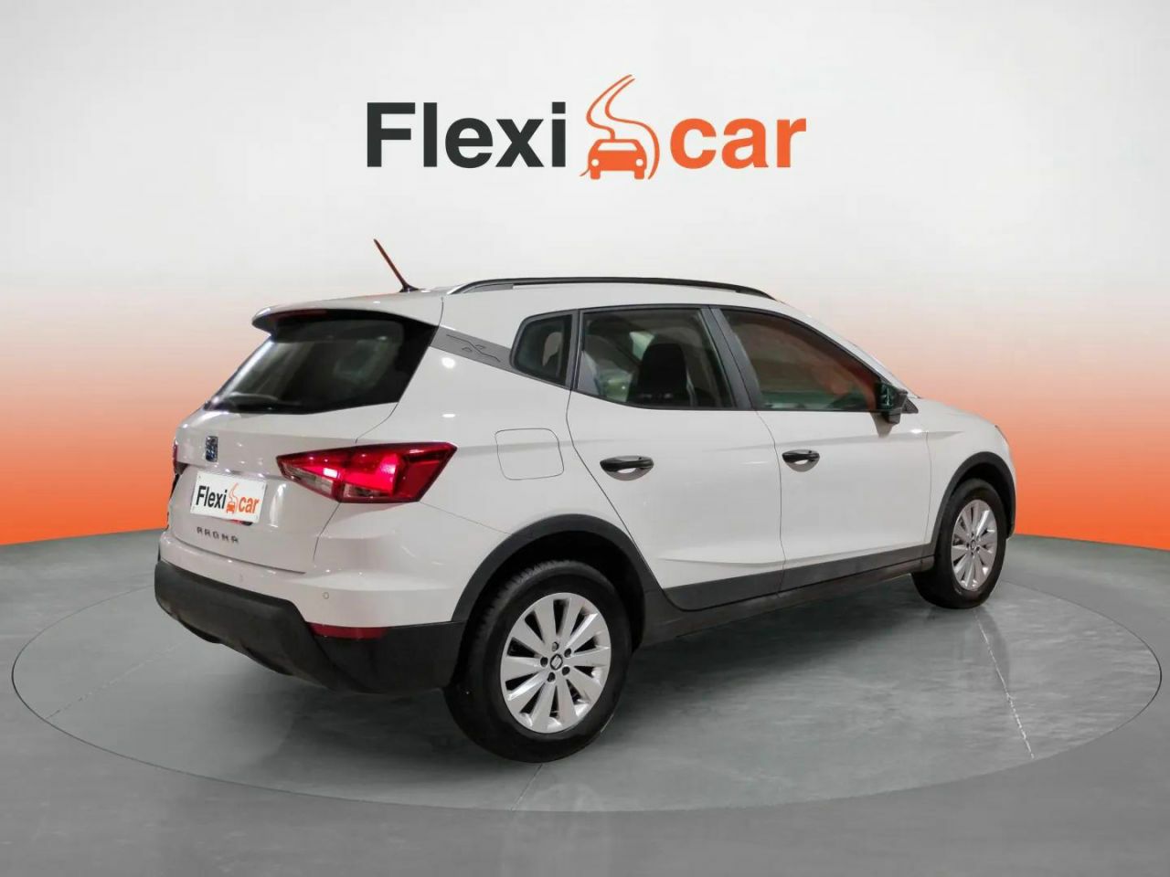 seat arona 2018 / foto grande (2)