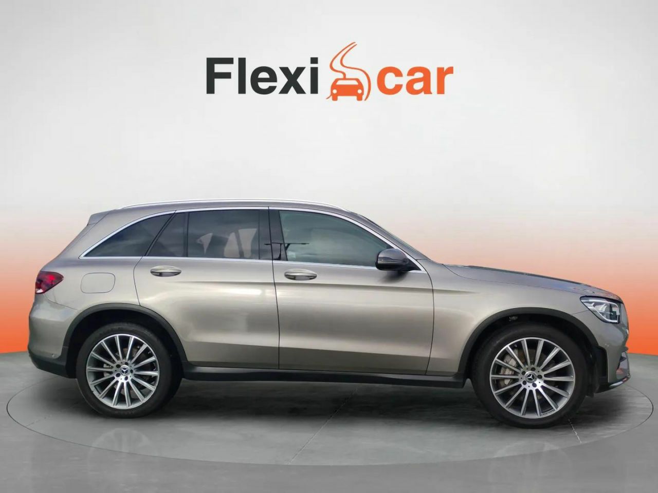 mercedes glc 2021 / foto grande (3)