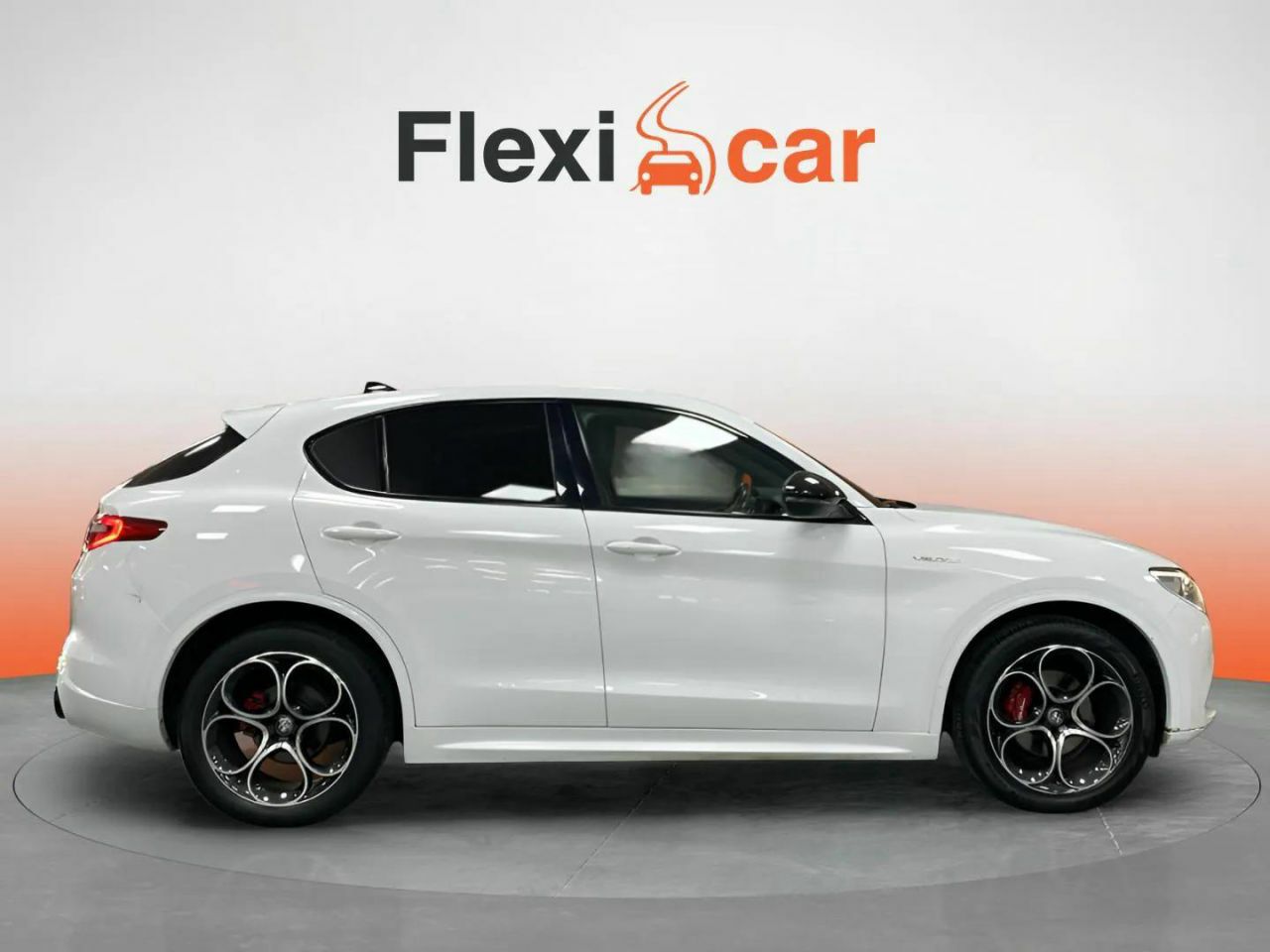 alfa romeo stelvio 2022 / foto grande (2)