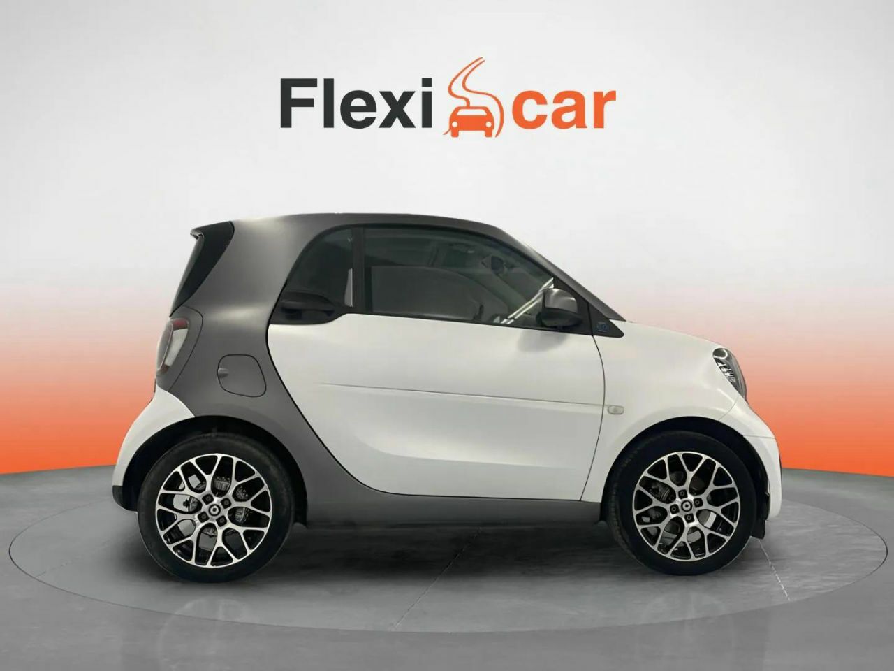 smart fortwo 2022 / foto grande (3)