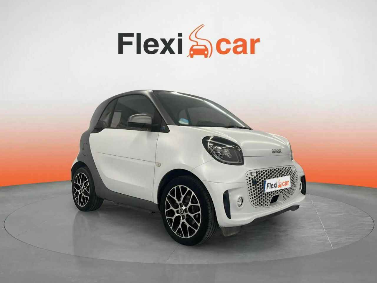 Foto smart fortwo 2022 /