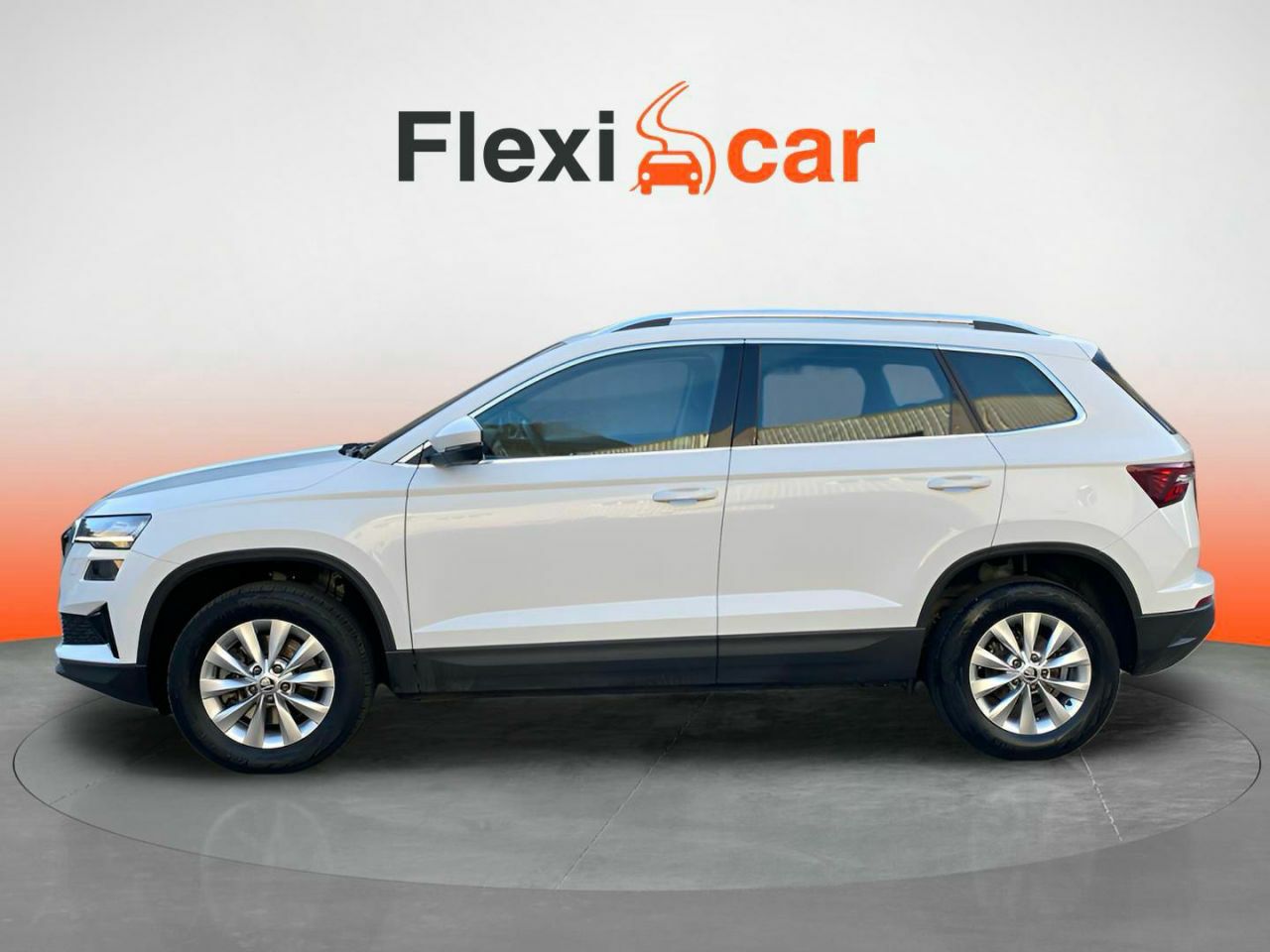 skoda karoq 2023 / foto grande (3)