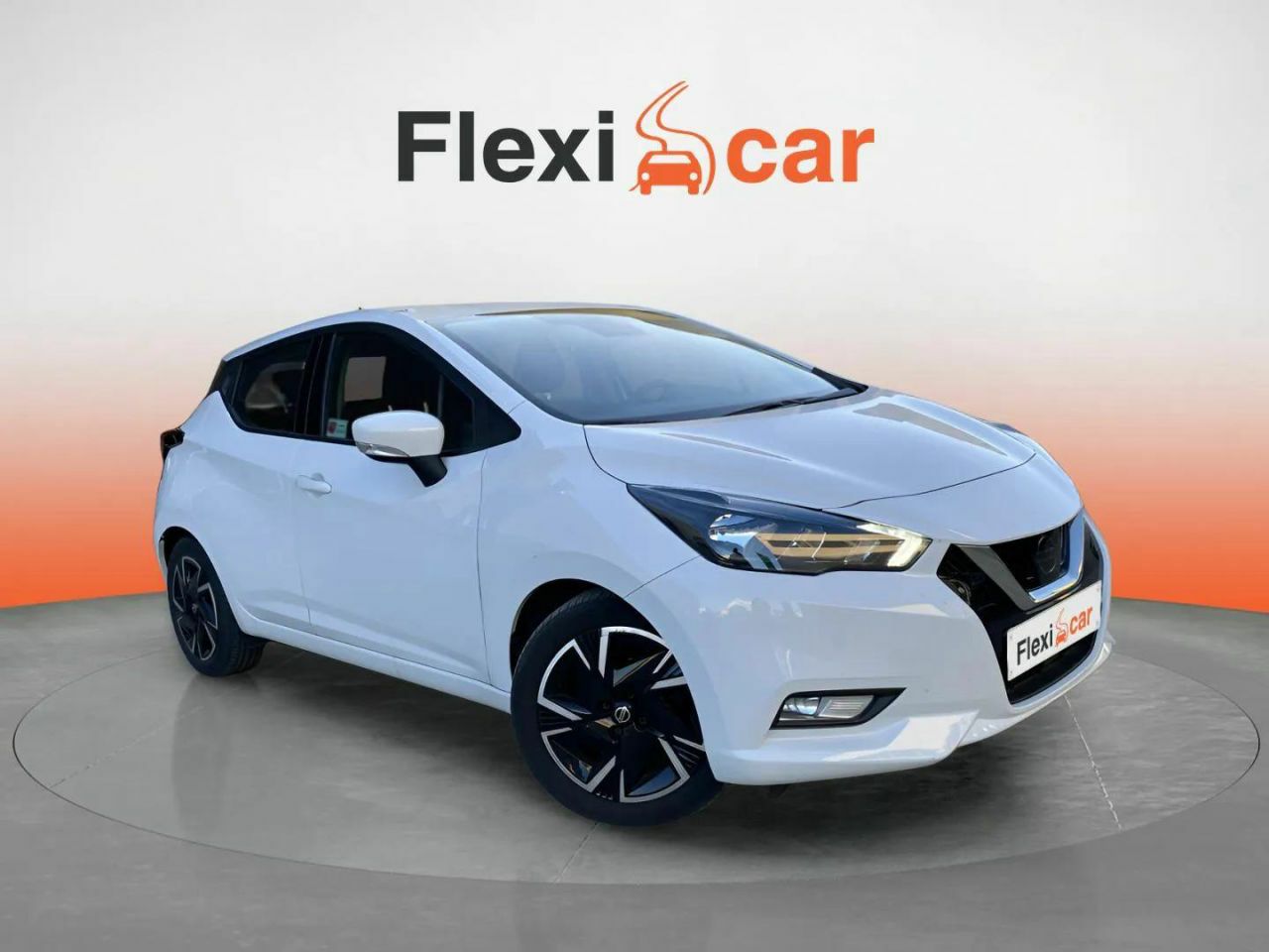 Nissan qashqai blanco 5 plazas  de segunda mano - nissan micra 2021 /
