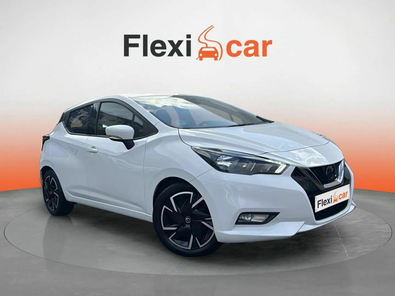 Nissan qashqai blanco 5 plazas  de segunda mano - nissan micra 2021 /