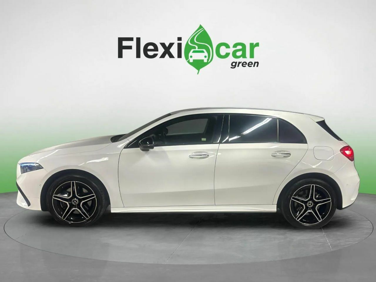 mercedes clase a 2023 / foto grande (3)
