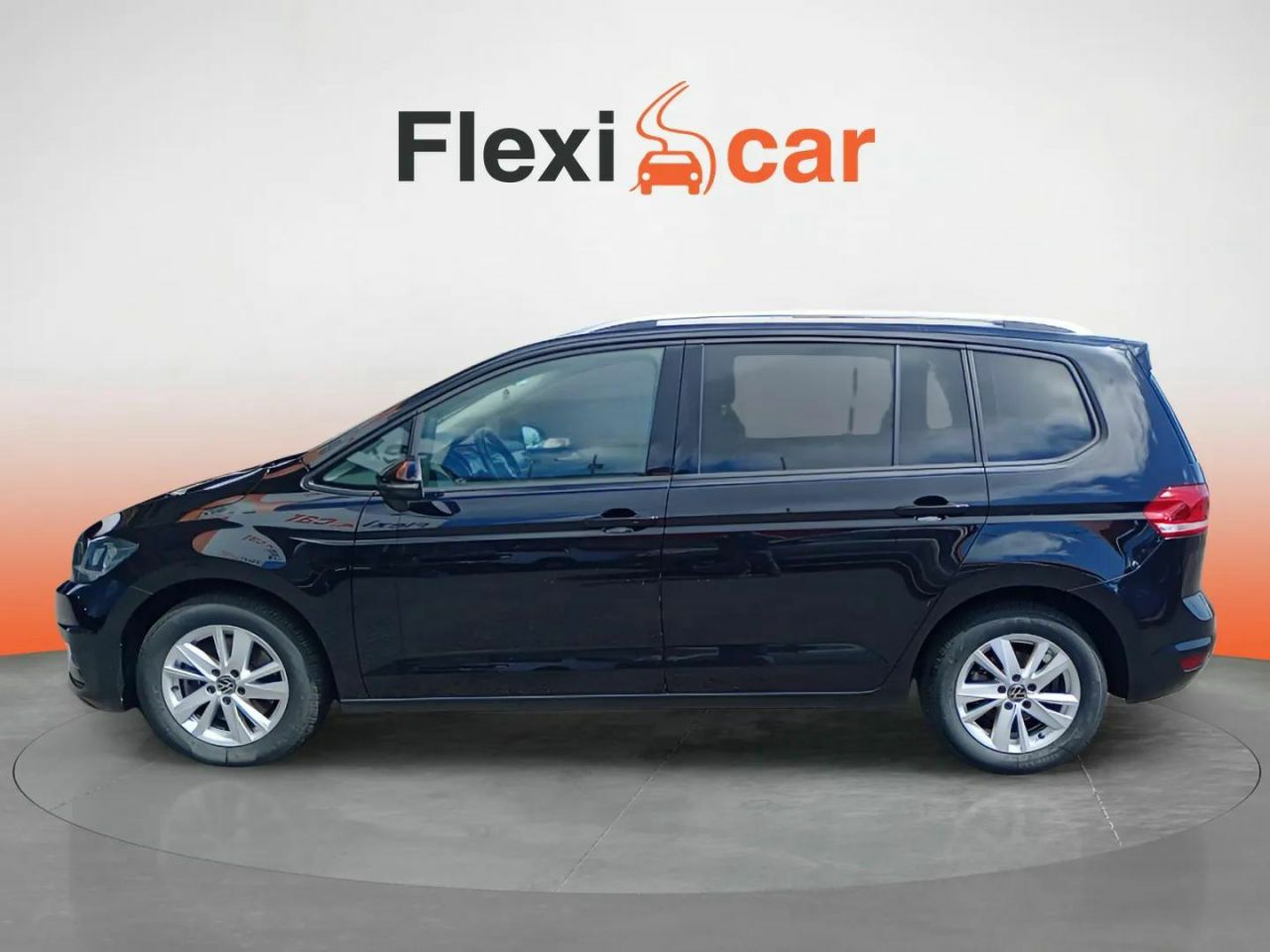 volkswagen touran 2021 / foto grande (3)