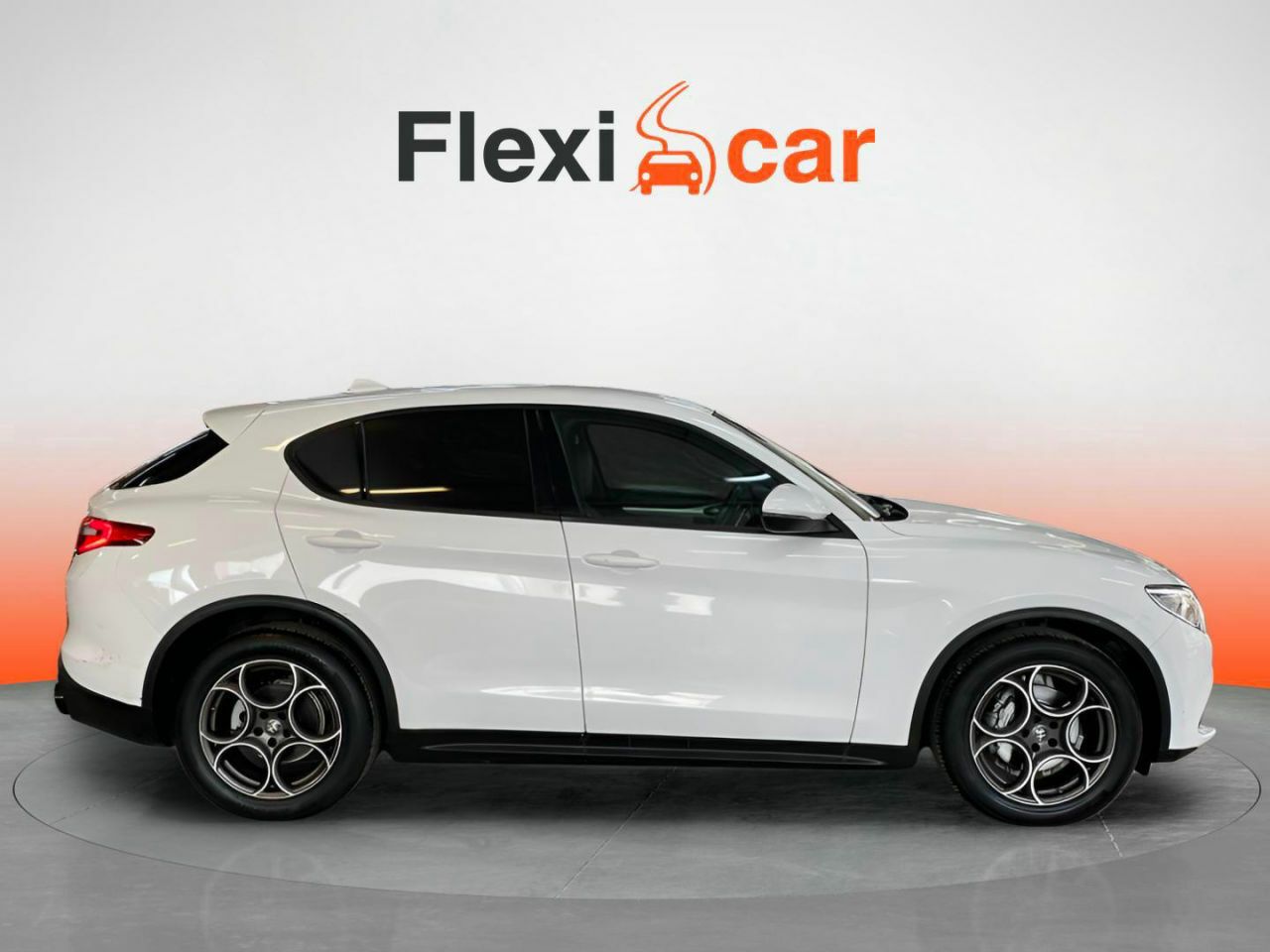 alfa romeo stelvio 2022 / foto grande (2)