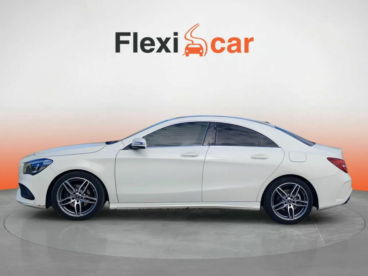 mercedes cla 2017 / foto grande (3)
