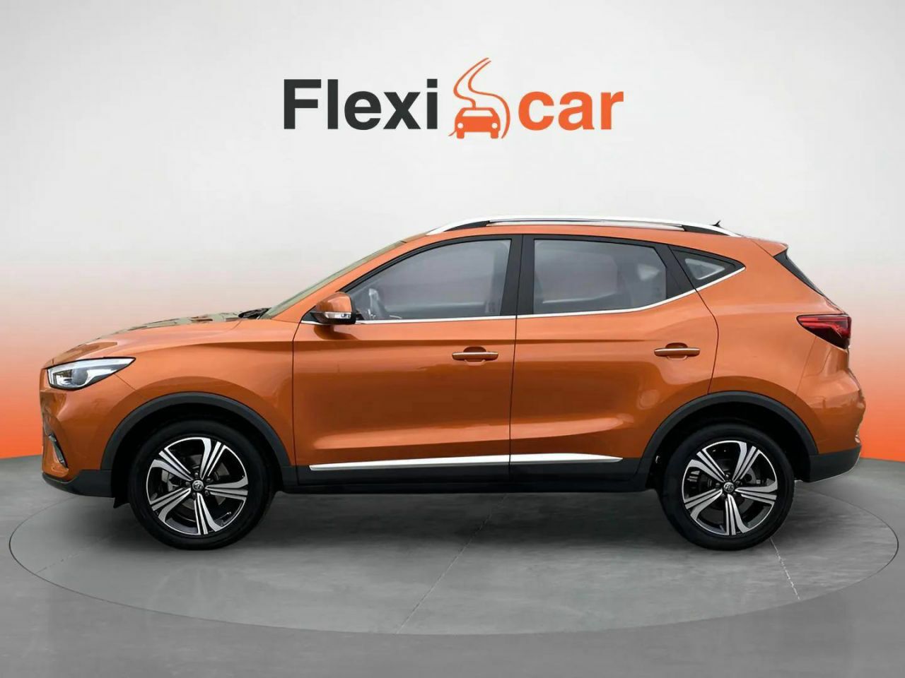 mg zs 2025 / foto grande (3)