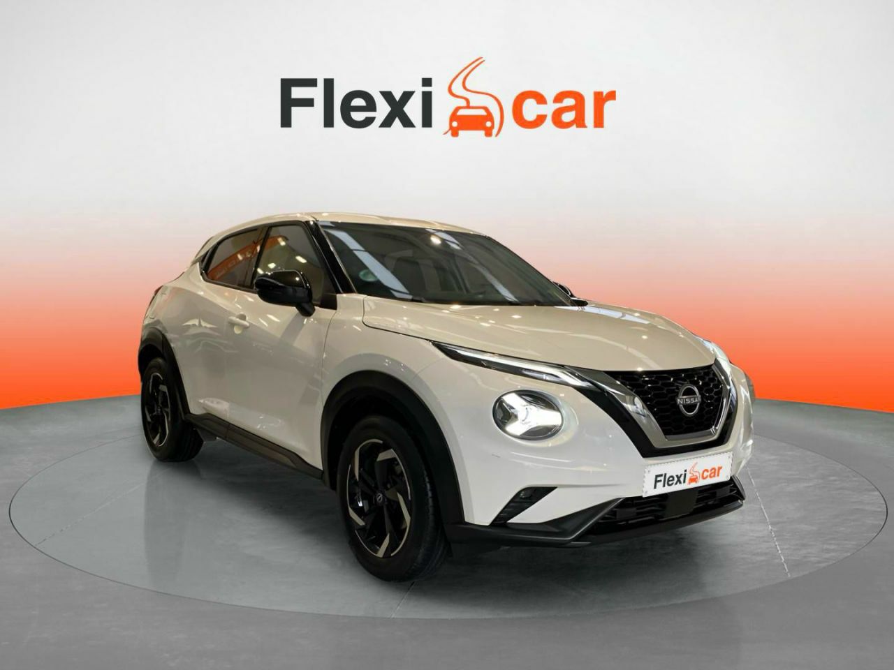 Nissan qashqai blanco 5 plazas  de segunda mano - nissan juke 2024 /