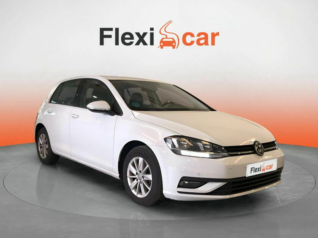 Volkswagen tiguan 5 plazas  de segunda mano - volkswagen golf 2019 /