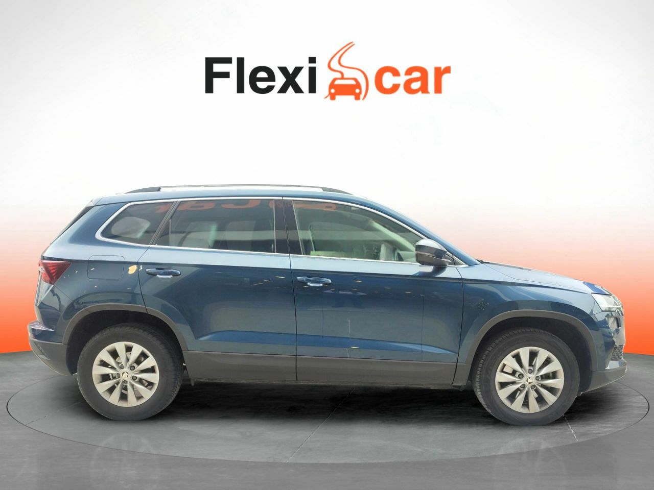 skoda karoq 2023 / foto grande (2)
