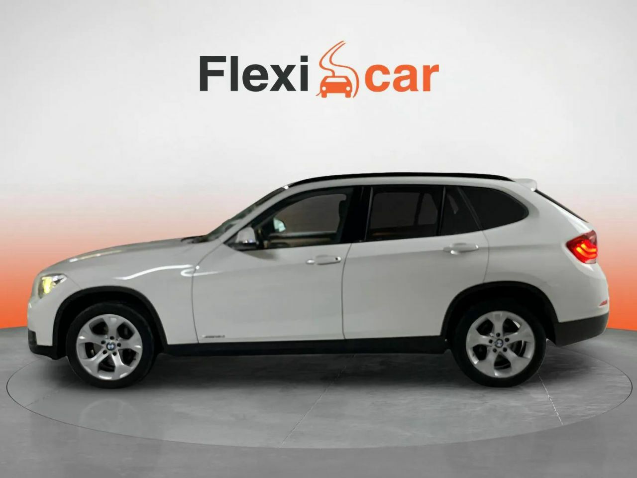 bmw x1 2015 / foto grande (3)
