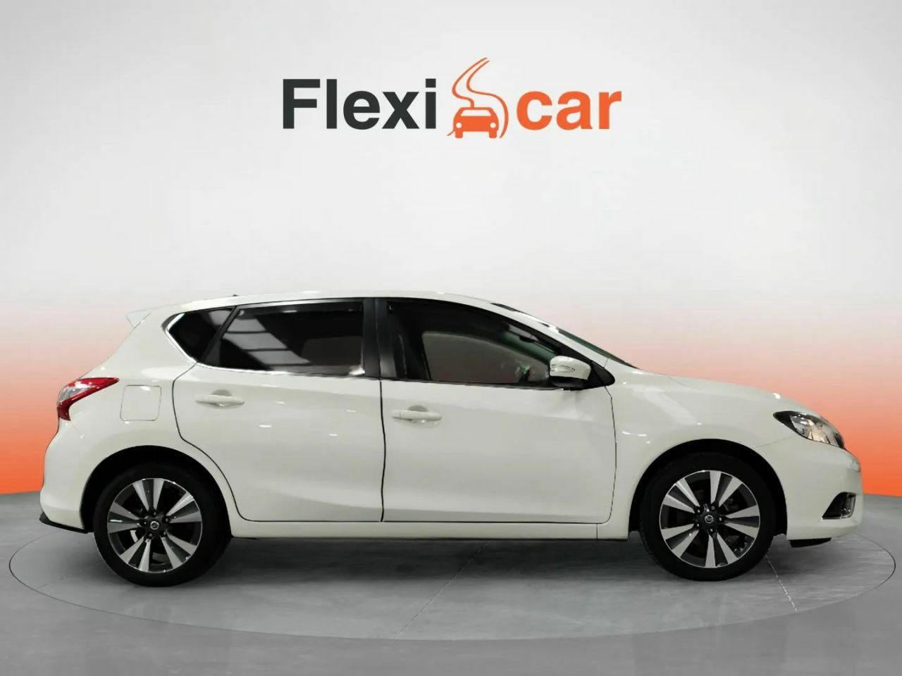 nissan pulsar 2018 / foto grande (2)