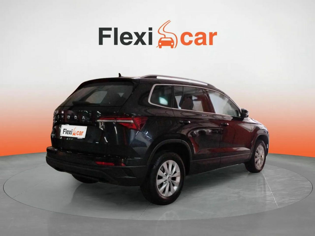 skoda karoq 2023 / foto grande (3)