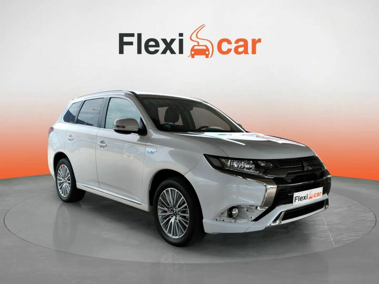 Foto mitsubishi outlander 2019 /