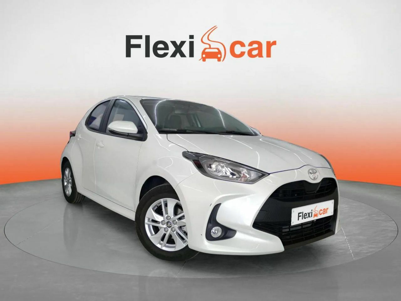 Toyota yaris con bluetooth  de segunda mano - toyota yaris 2022 /