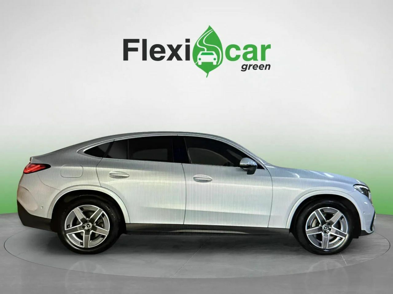 mercedes glc 2024 / foto grande (3)