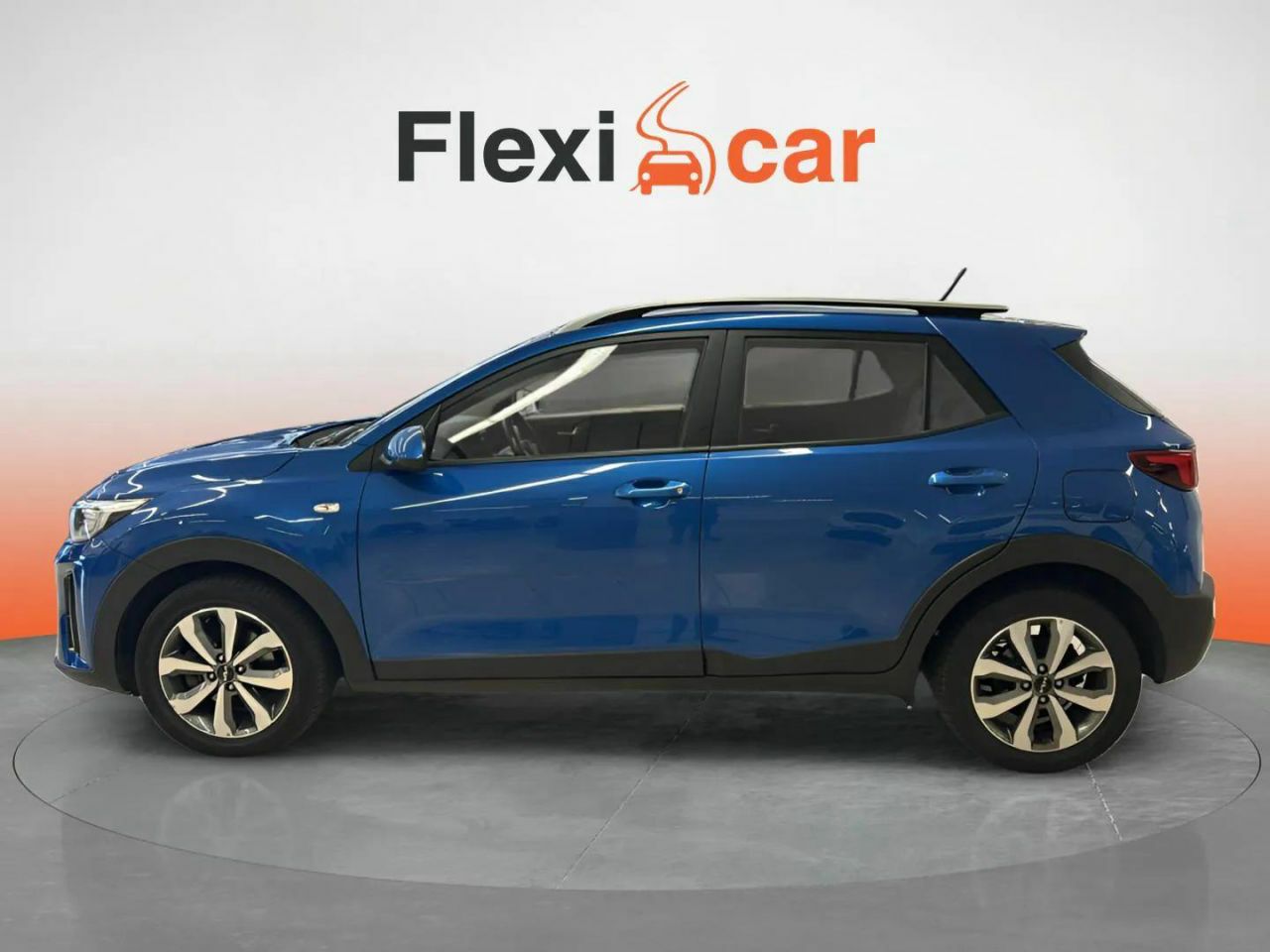 kia stonic 2022 / foto grande (2)