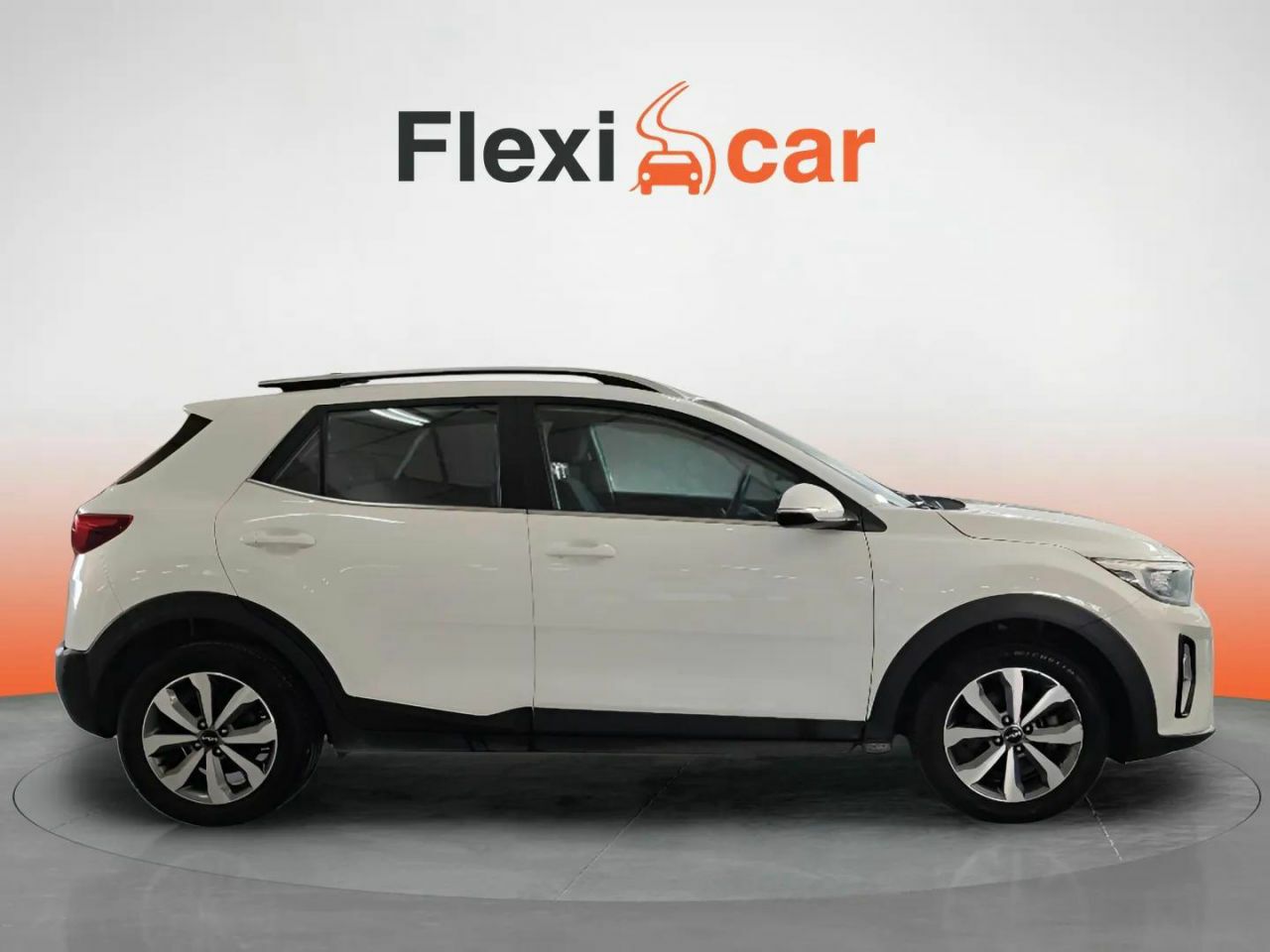 kia stonic 2023 / foto grande (3)
