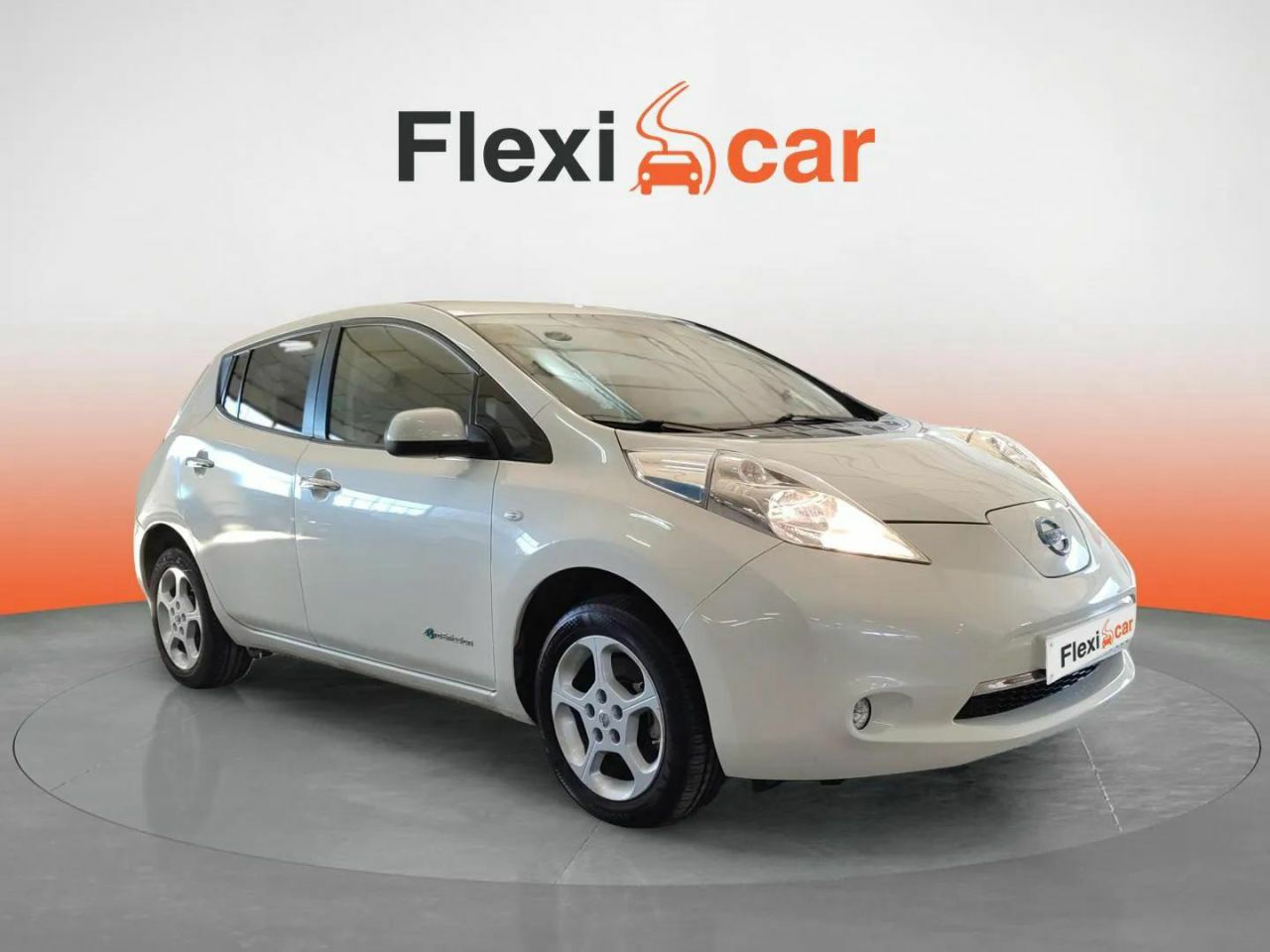 Nissan leaf 5 plazas  de segunda mano - nissan leaf 2016 /