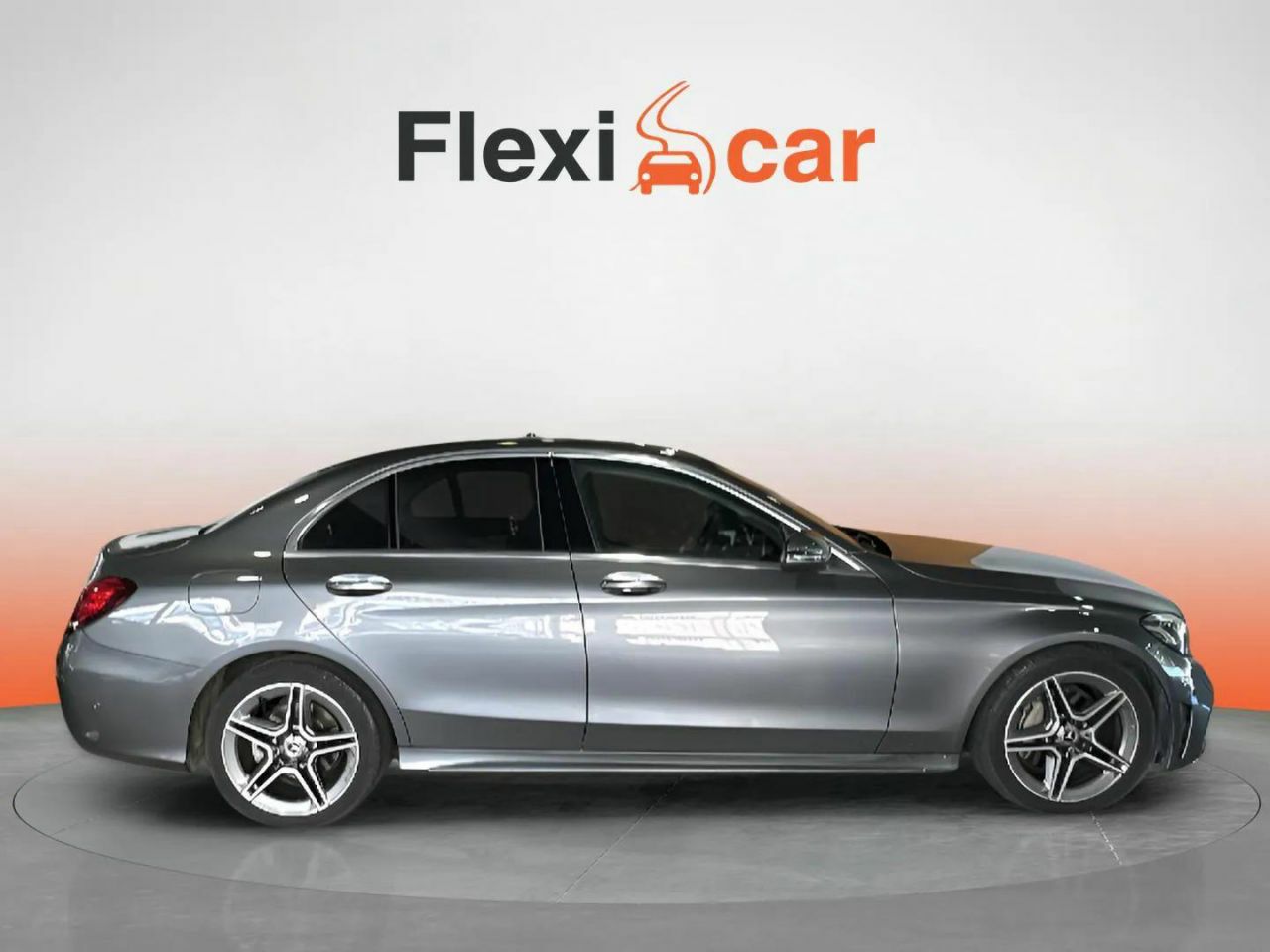 mercedes clase c 2019 / foto grande (3)