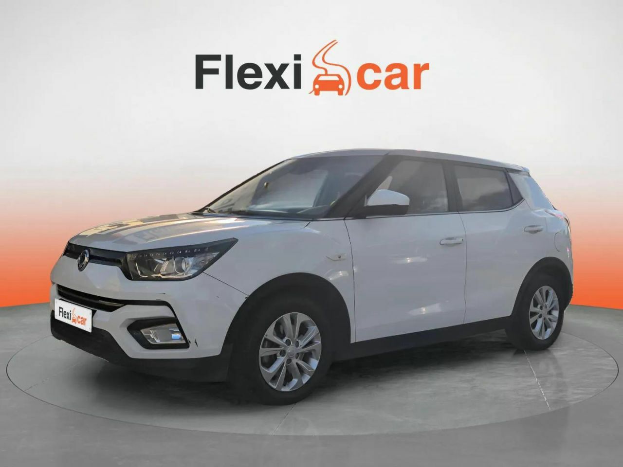 ssangyong tivoli 2019 / foto grande (3)