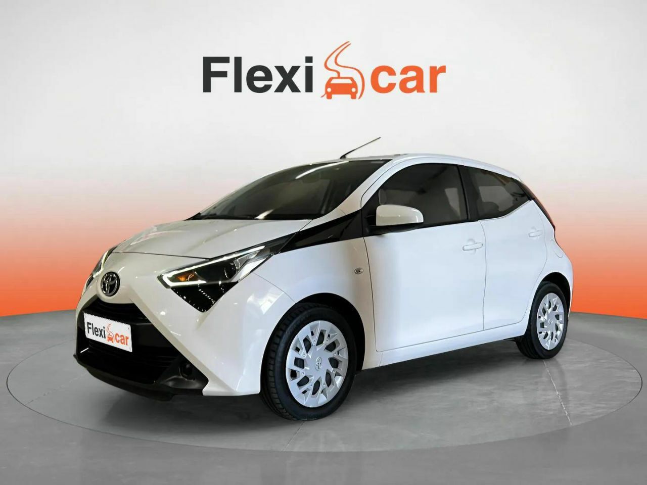 toyota aygo 2021 / foto grande (3)