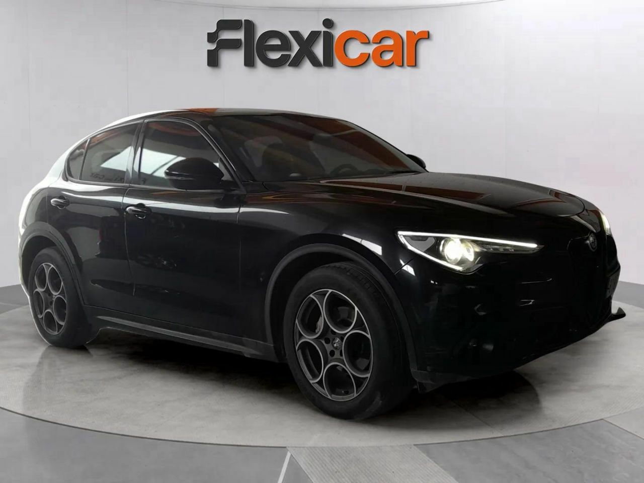 Foto alfa romeo stelvio 2022 /