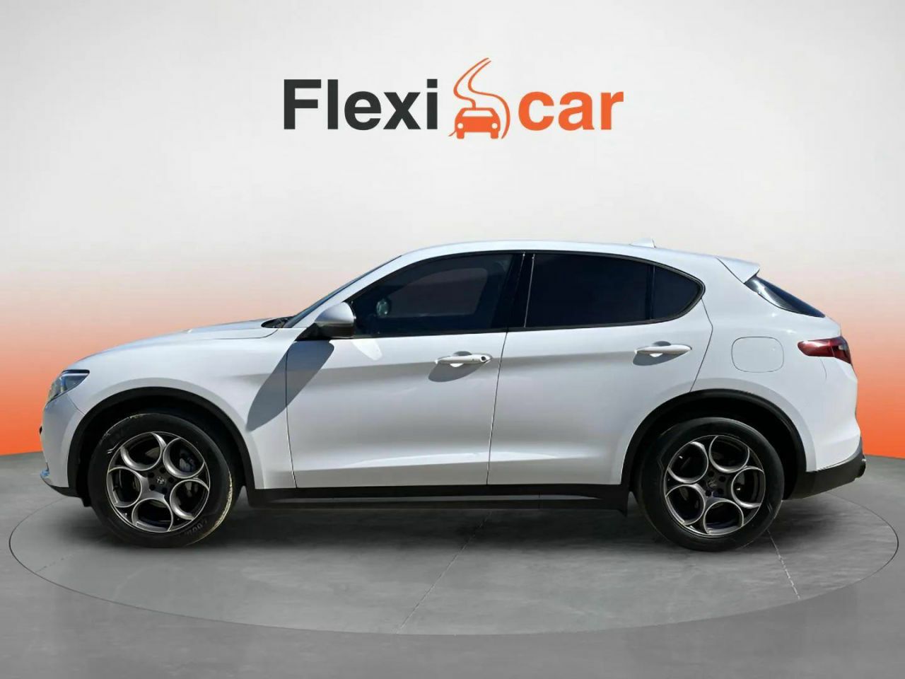 alfa romeo stelvio 2022 / foto grande (3)