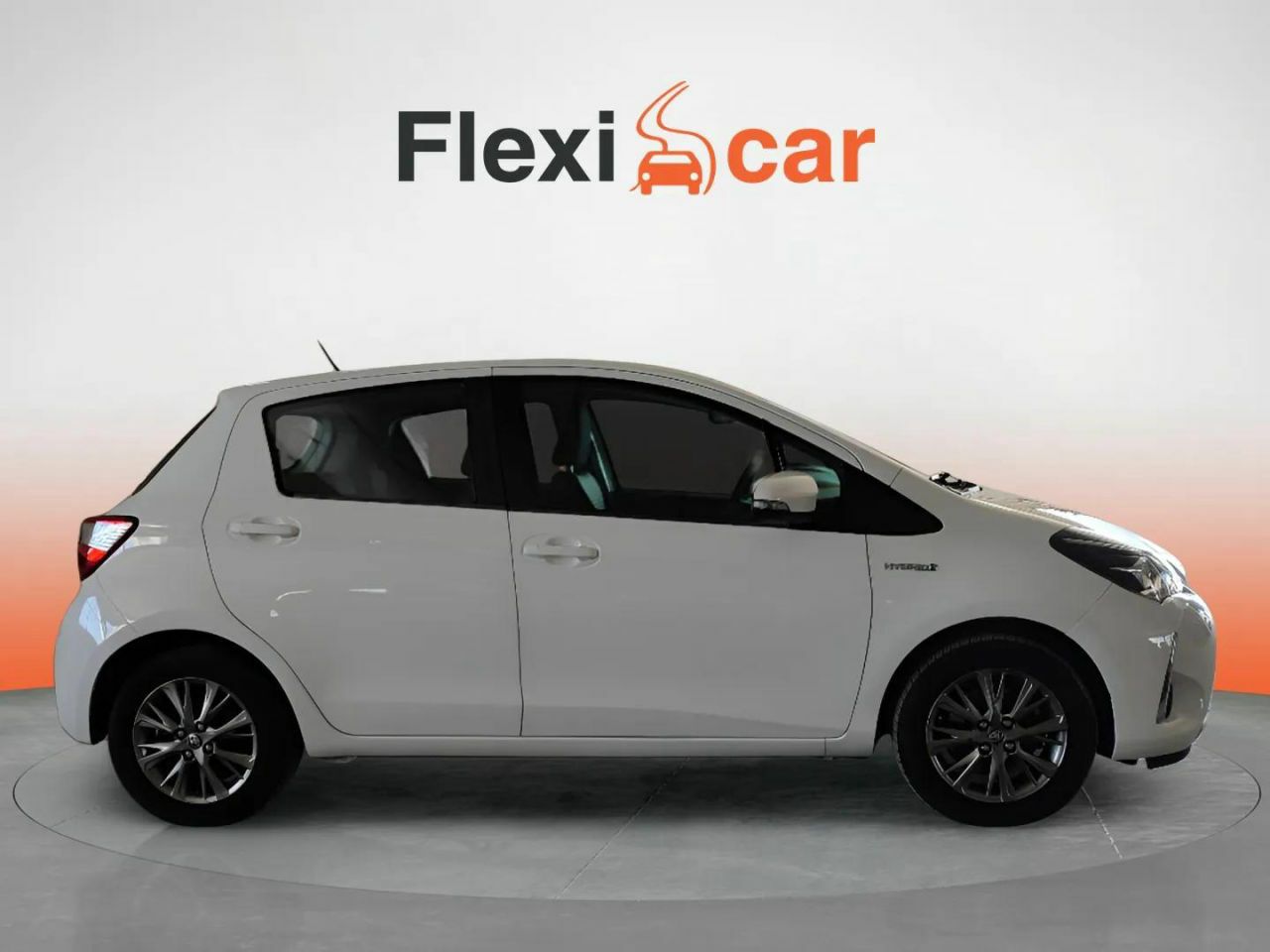 toyota yaris 2020 / foto grande (3)