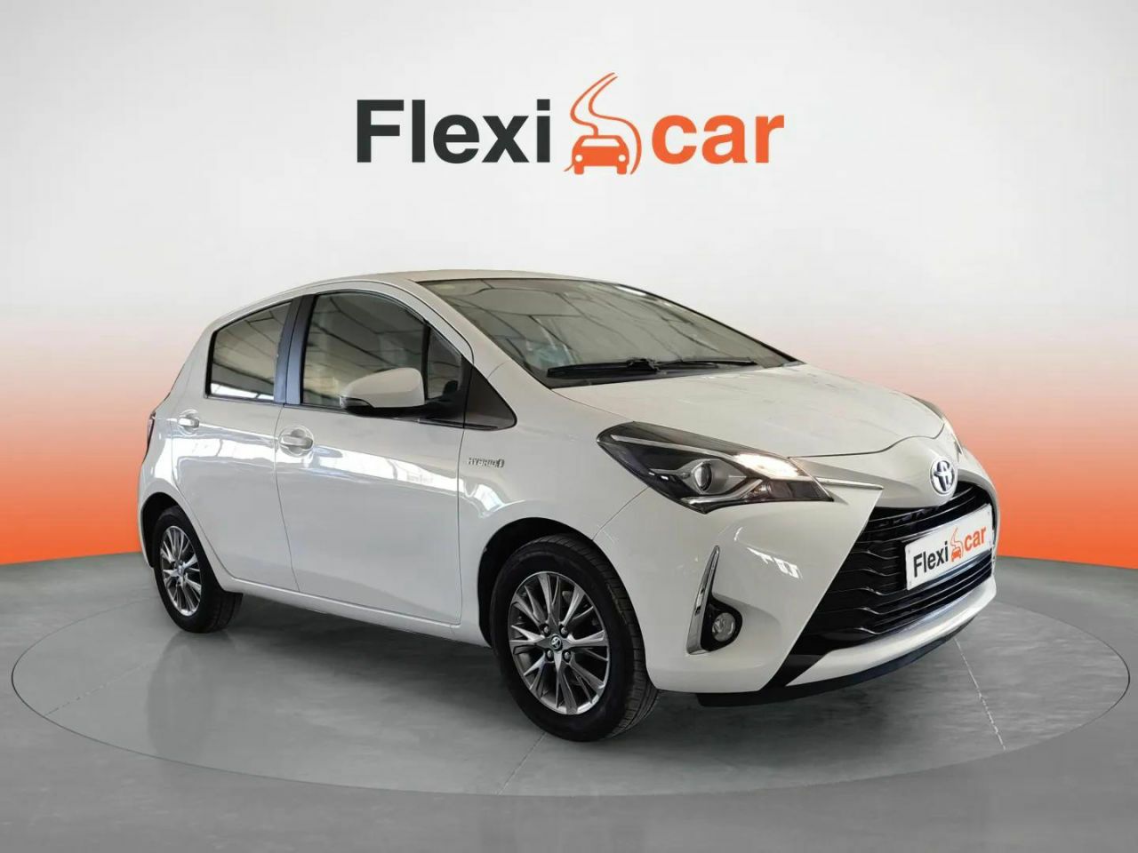 Toyota yaris con bluetooth  de segunda mano - toyota yaris 2020 /