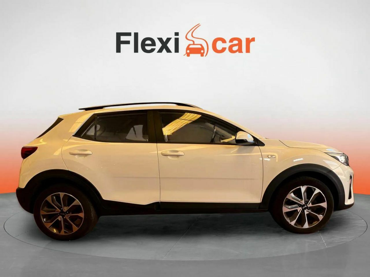 kia stonic 2018 / foto grande (3)