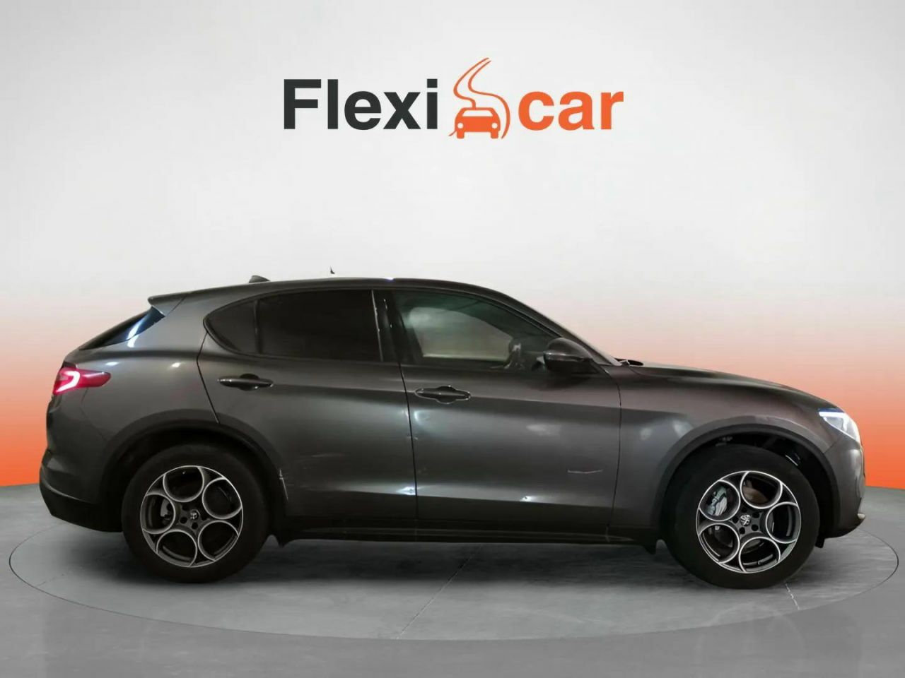 alfa romeo stelvio 2022 / foto grande (3)