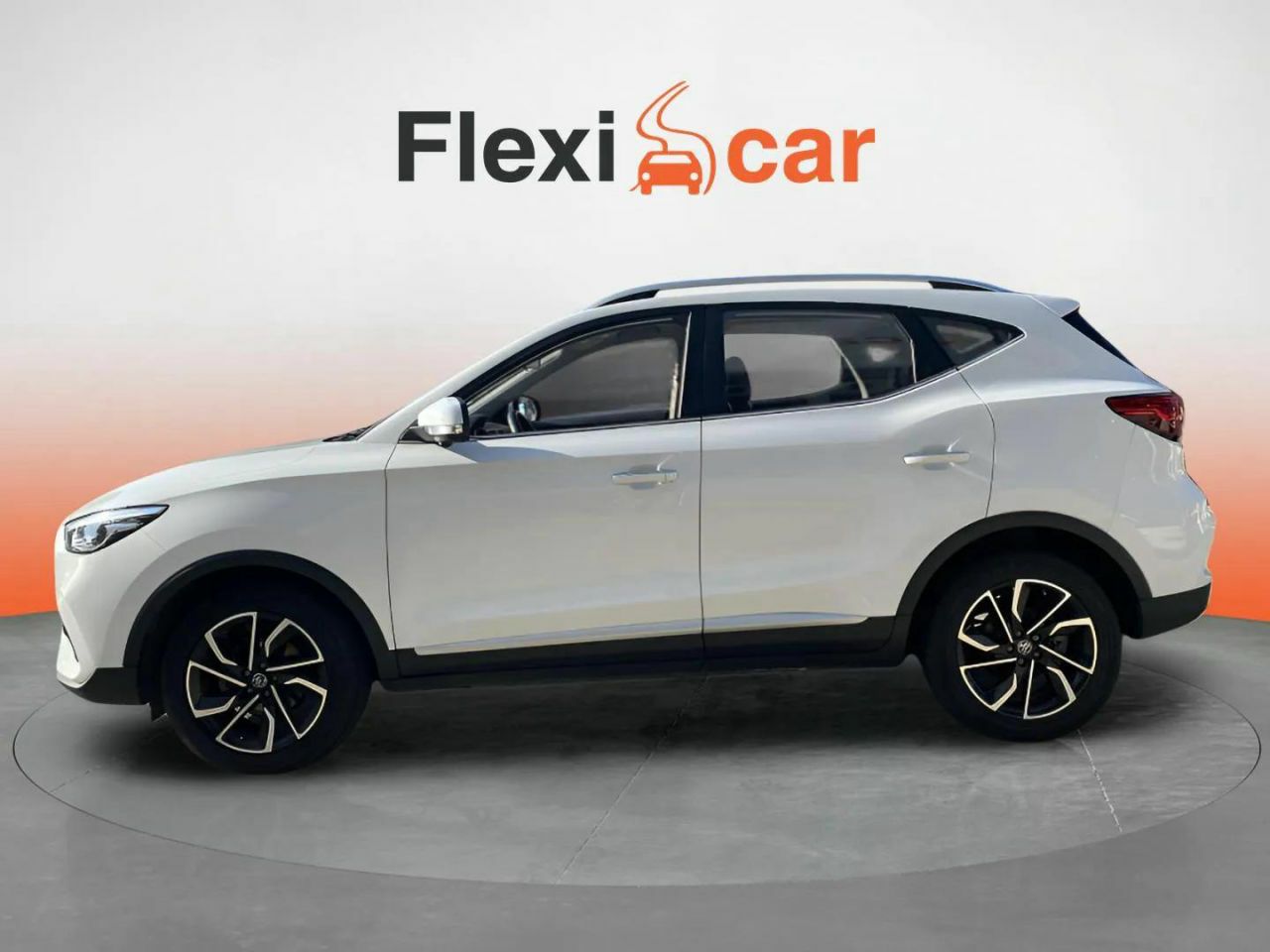 mg zs 2024 / foto grande (3)
