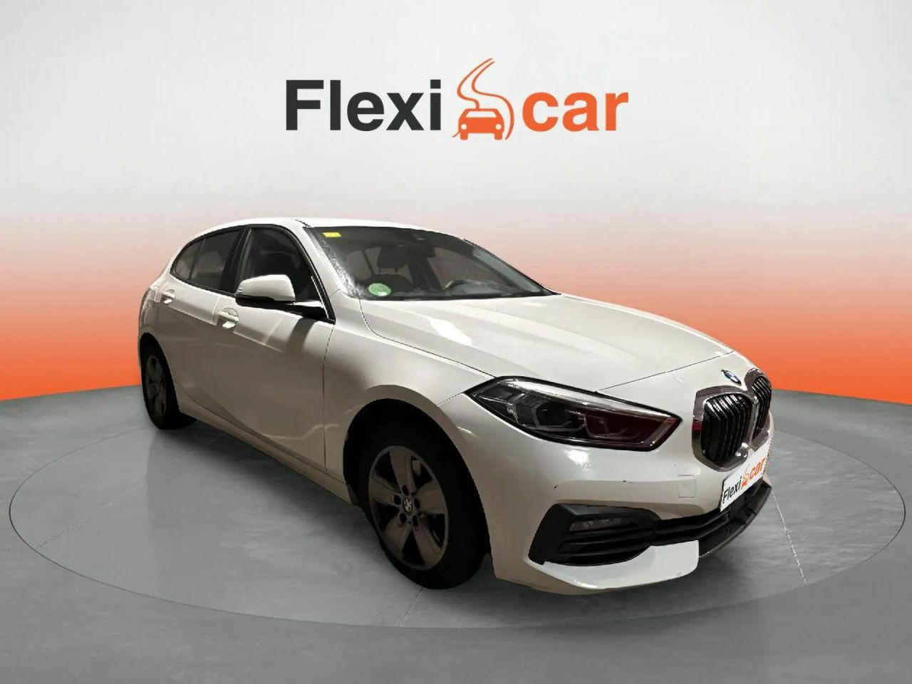 Foto bmw serie 1 2019 /