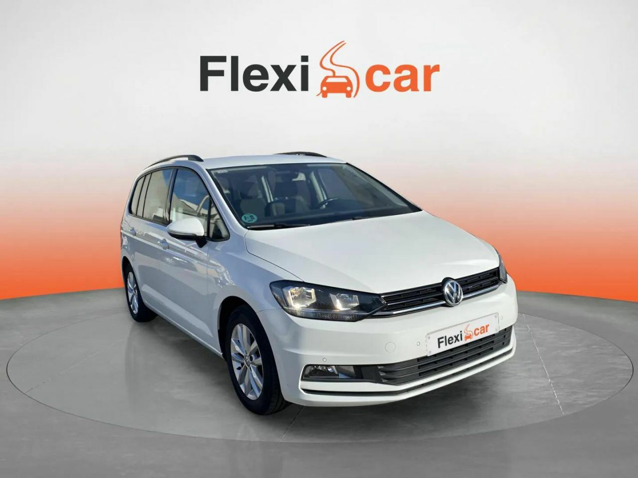 Foto volkswagen touran 2016 /